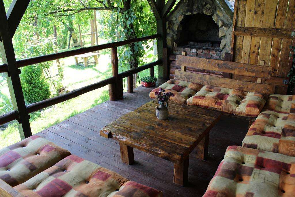 Visoko Gorani Cottage Exteriör bild